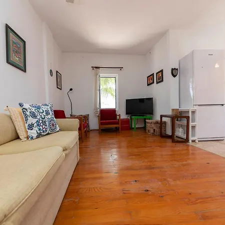 Lovely House With Superb View Of Bodrum In Gumusluk Vila