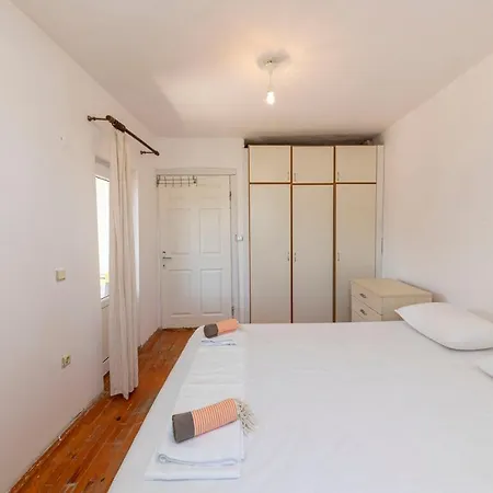 Lovely House With Superb View Of Bodrum In Gumusluk Villa Gümüşlük